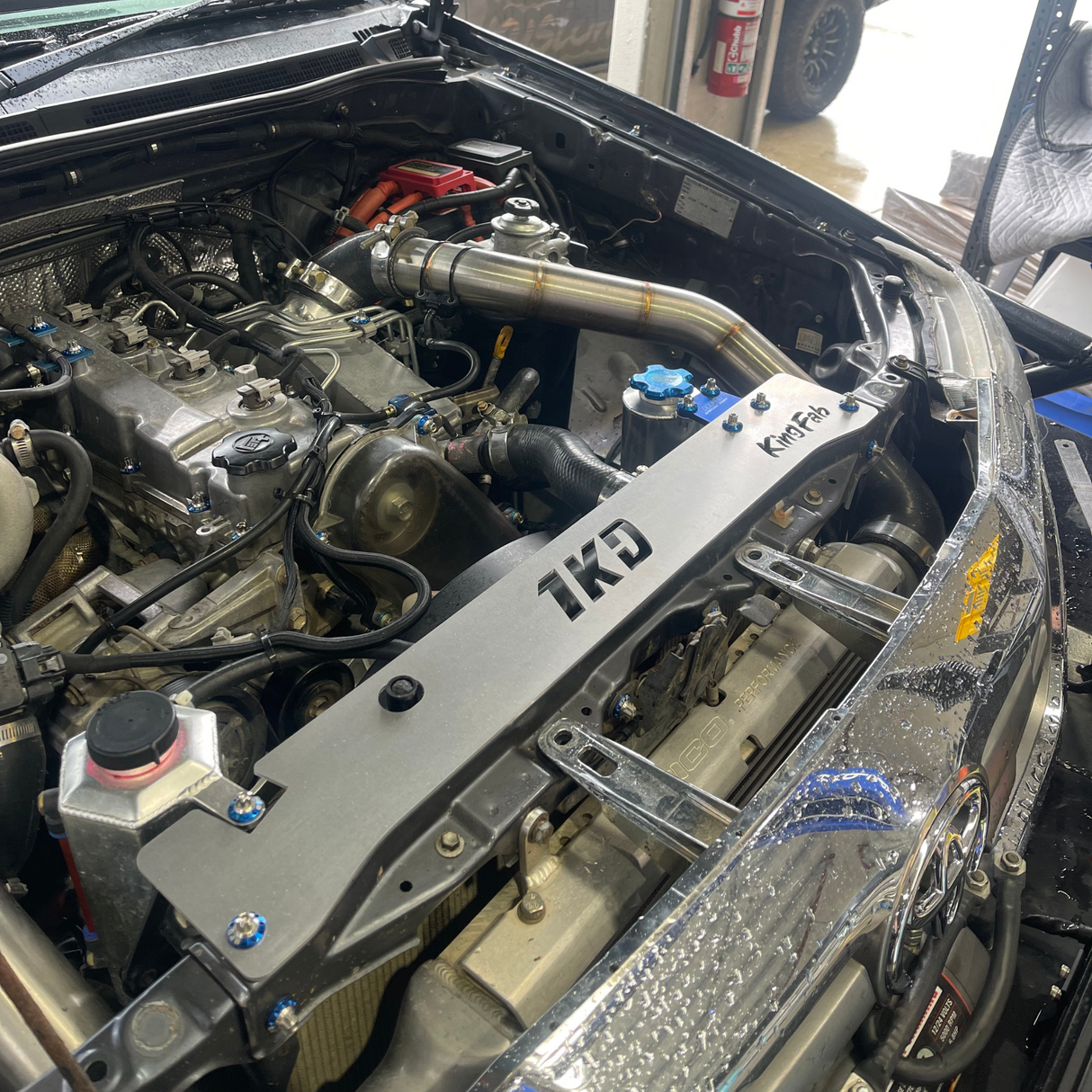 N70 1KD HILUX RADIATOR COVER