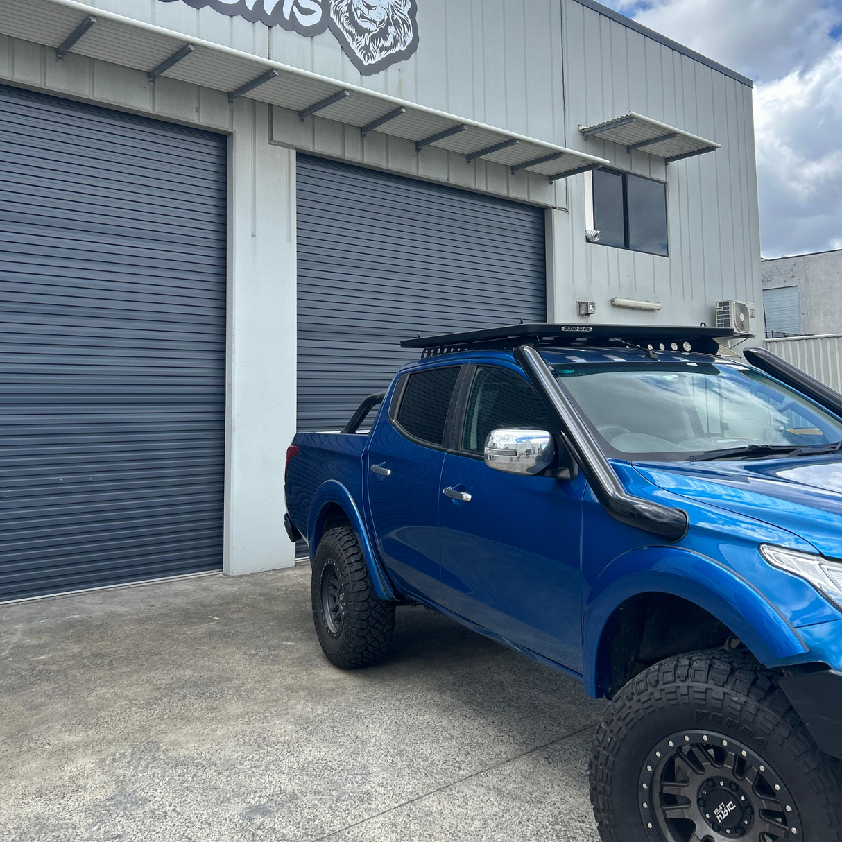 $600 MQ TRITON MID ENTRY SNORKEL