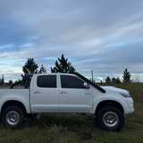 TOYOTA N70 HILUX SHORT ENTRY DUAL SNORKELS